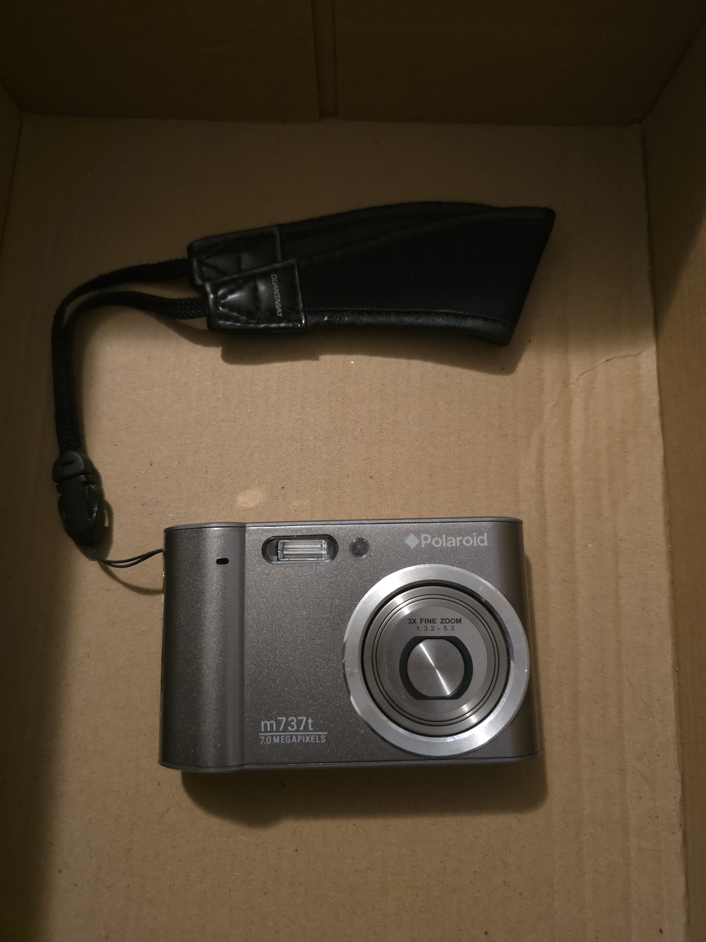 Polaroid m737t Compact Digital Camera in Gray